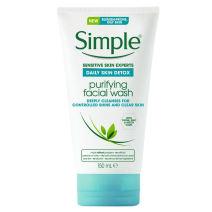 Näopuhastusgeel Simple Daily Skin Detox.